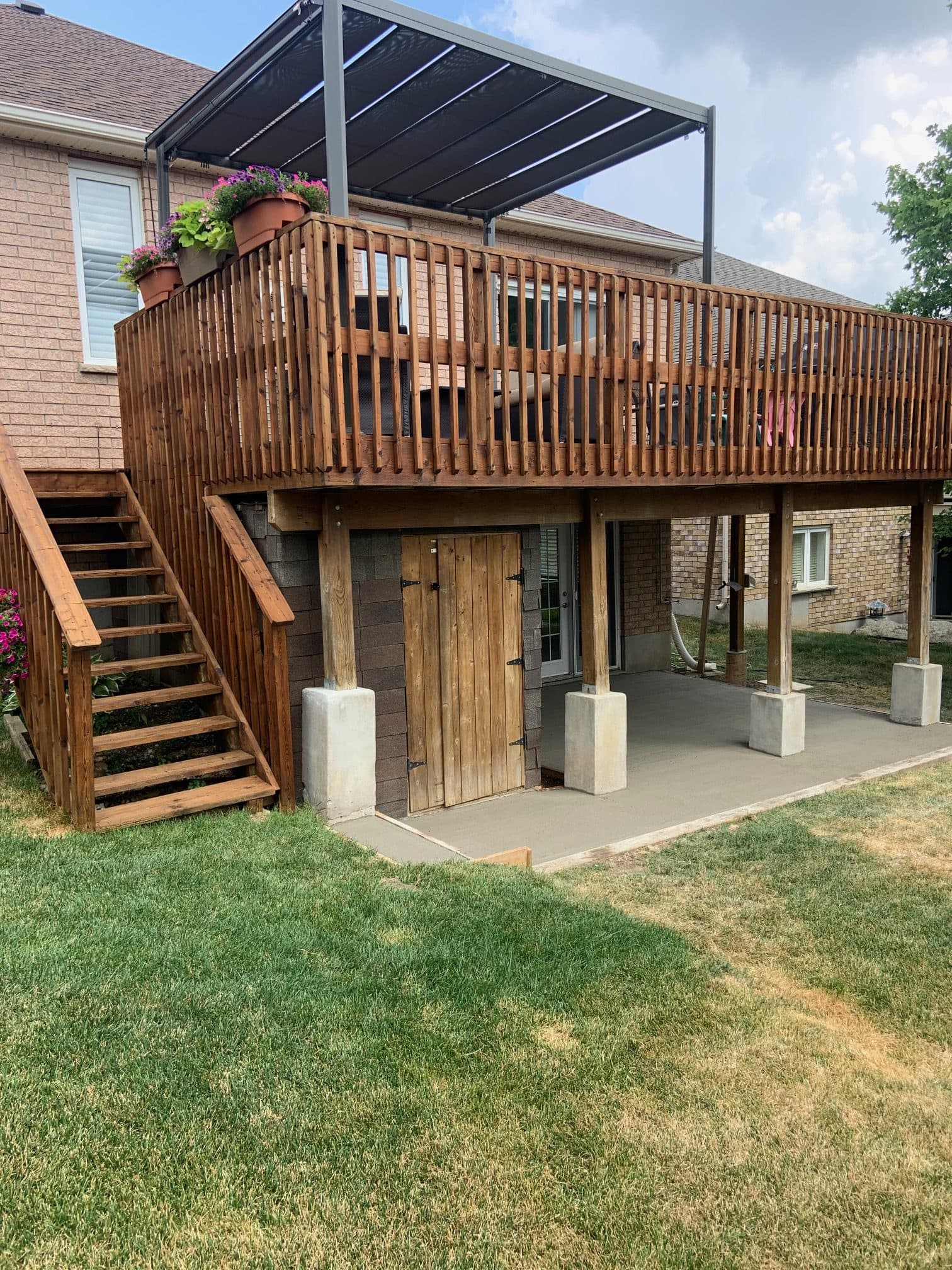 London Deck Builder project